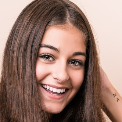 Stock portrait representing learner Amélie Simon